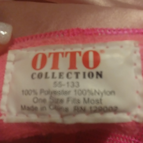 This is a mesh hot pink trucker hat - Picture 3 of 4